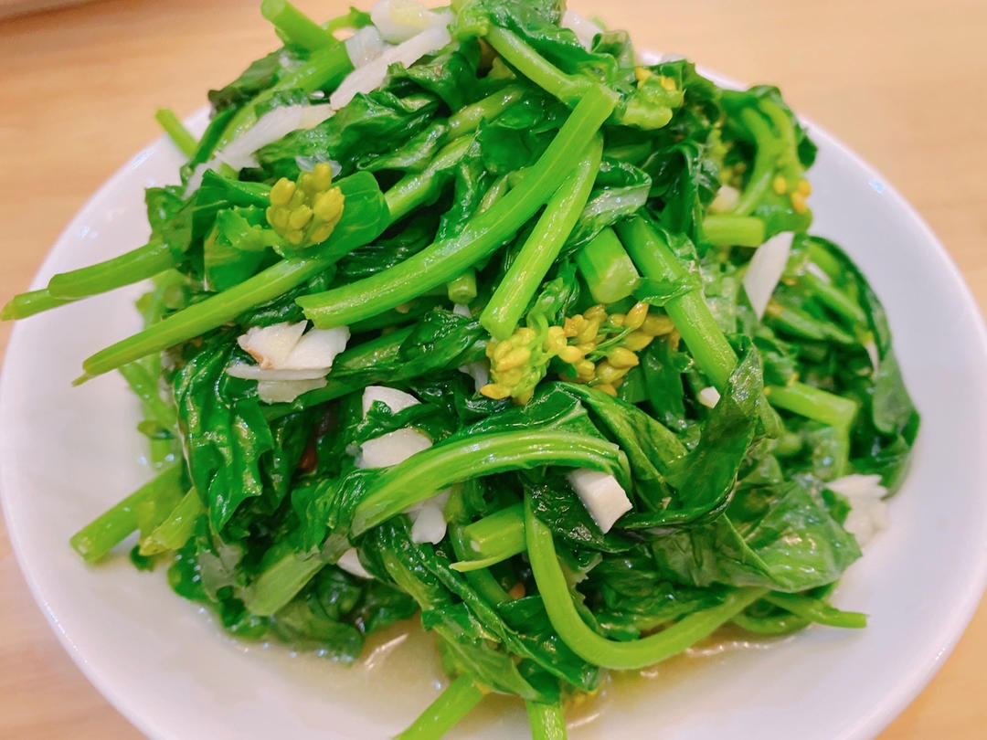 季节美食—炒油菜苔