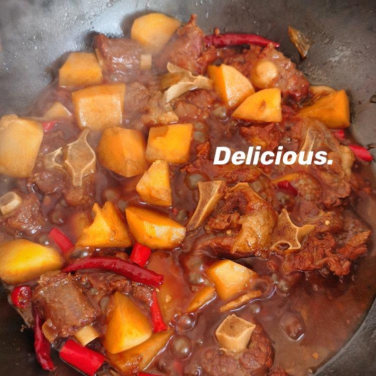红烧牛尾