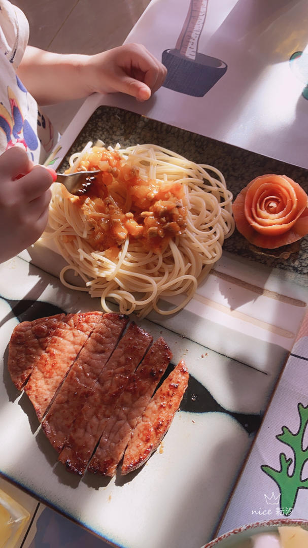【番茄肉酱意面】