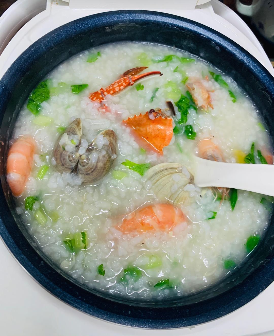 0人做过这道菜哎呀咿呀_52h8用料海鲜粥的做法把米下到电饭煲,按到熬