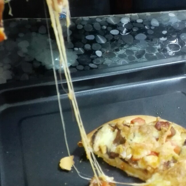 厚底鲜虾培根披萨