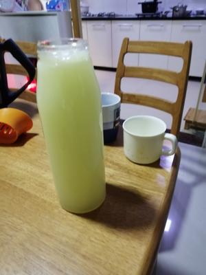 消暑的柠檬冰糖水的做法 步骤4