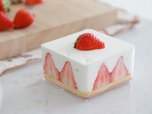 冬日限定甜品🍰草莓盒子蛋糕&草莓鲜牛乳的做法 步骤18