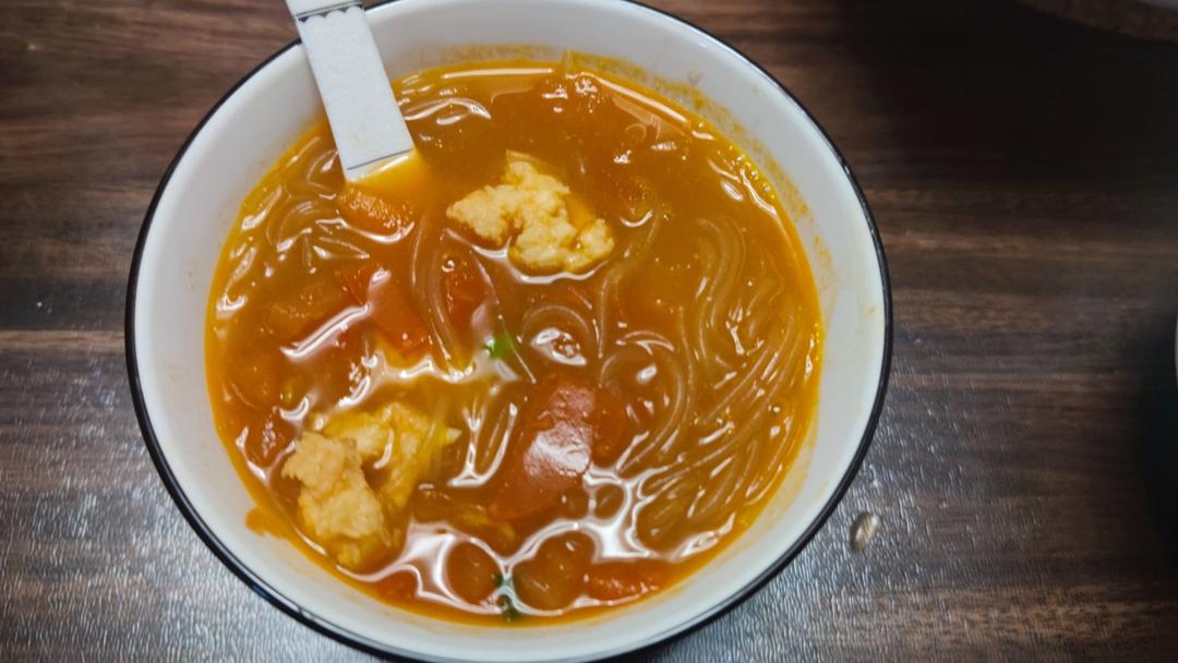 番茄虾滑粉丝煲