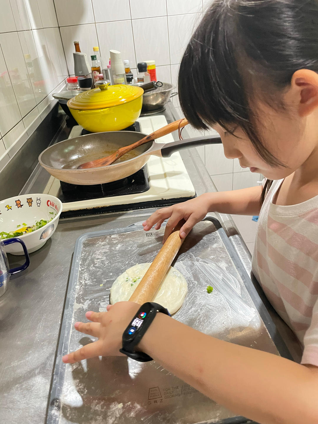 家常葱油饼 柔软多层 凉了也不硬 附细节视频详解