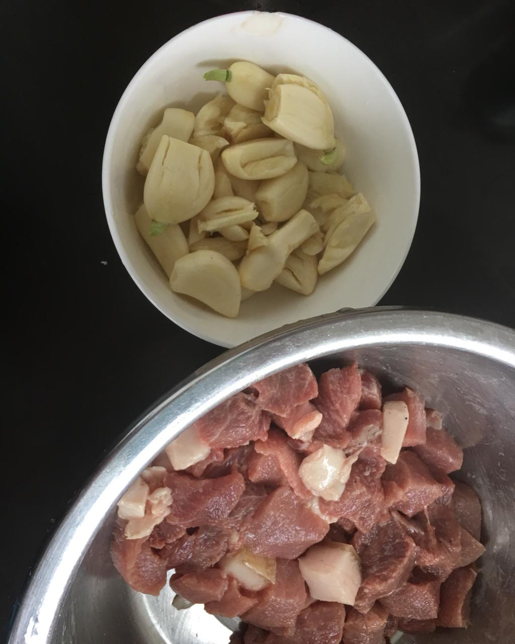 香蒜孜然猪肉粒-解馋神器