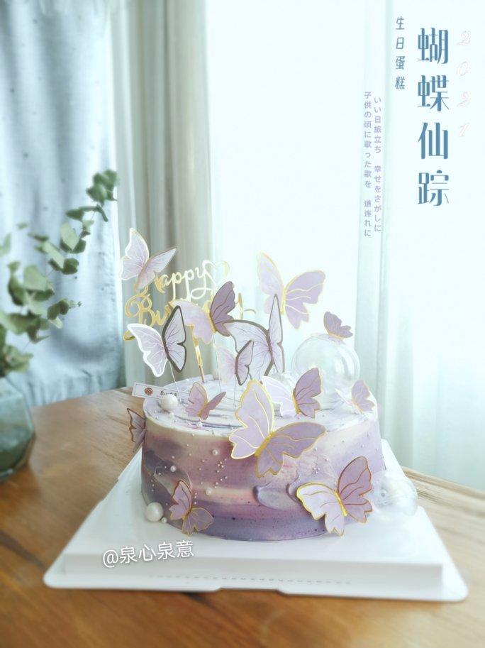 磕蛋糕的日子里……