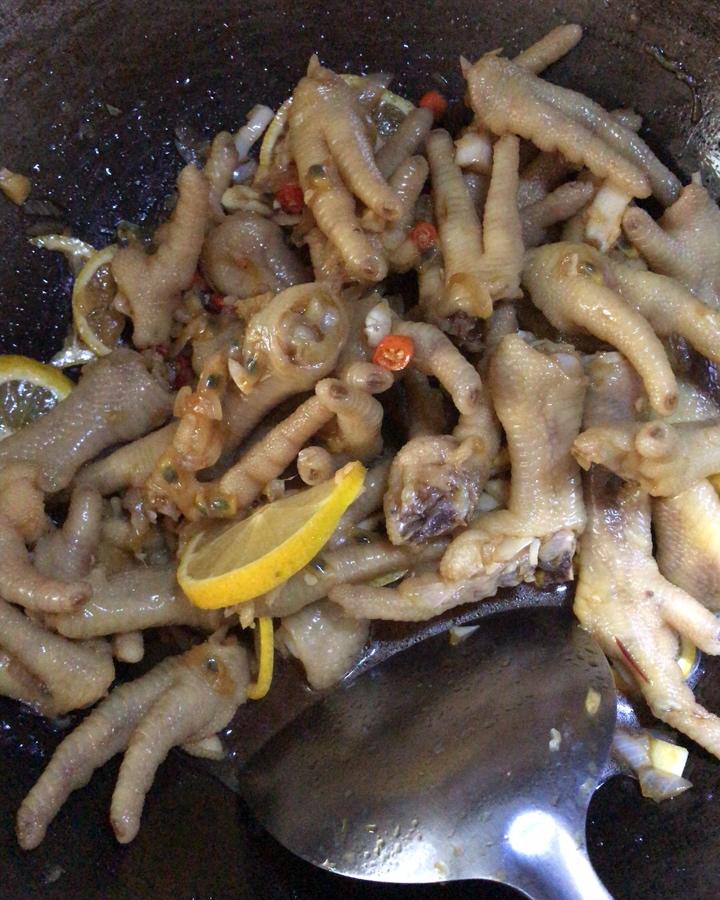 网红鸡爪—百香果柠檬泡椒鸡爪