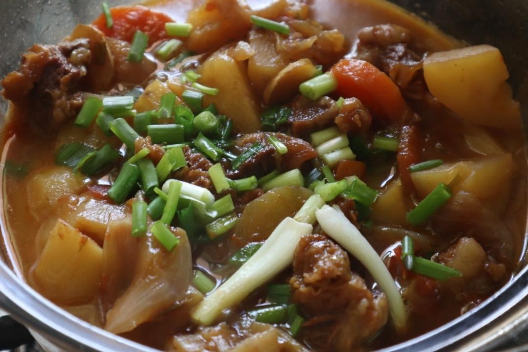 番茄土豆炖牛腩