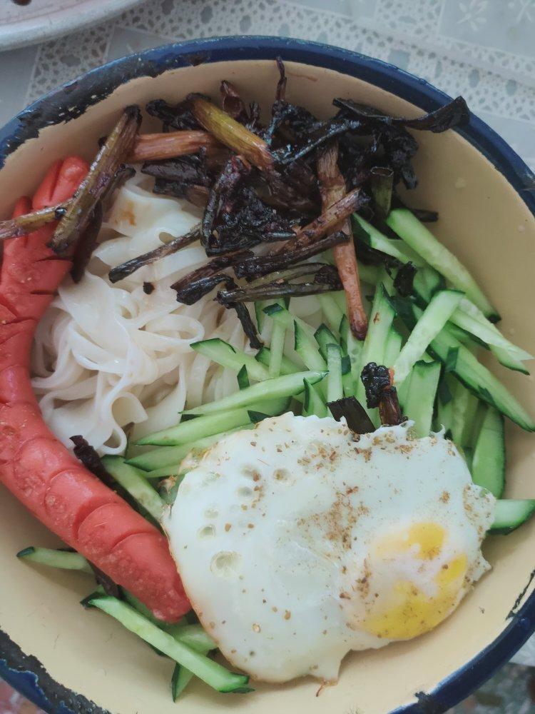 10分钟搞定的一碗葱油拌面