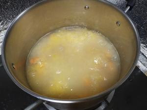 玉米糁红薯粥（粗粮粥、黄金饭、玉米糁糊涂）的做法 步骤3
