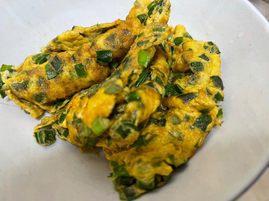 〈韭菜炒鸡蛋〉，超级家常菜🥢，欣小厨 😉