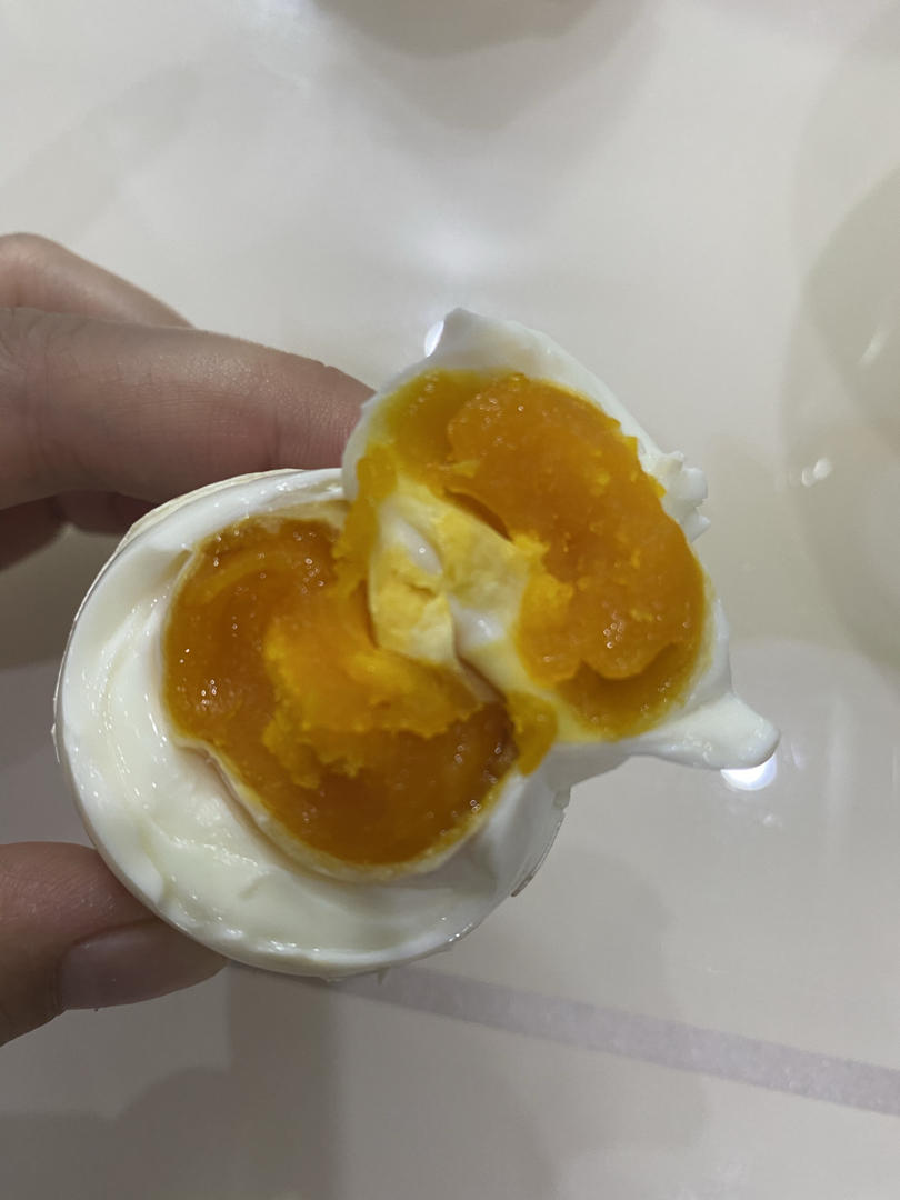 自制起砂流油咸鸡蛋
