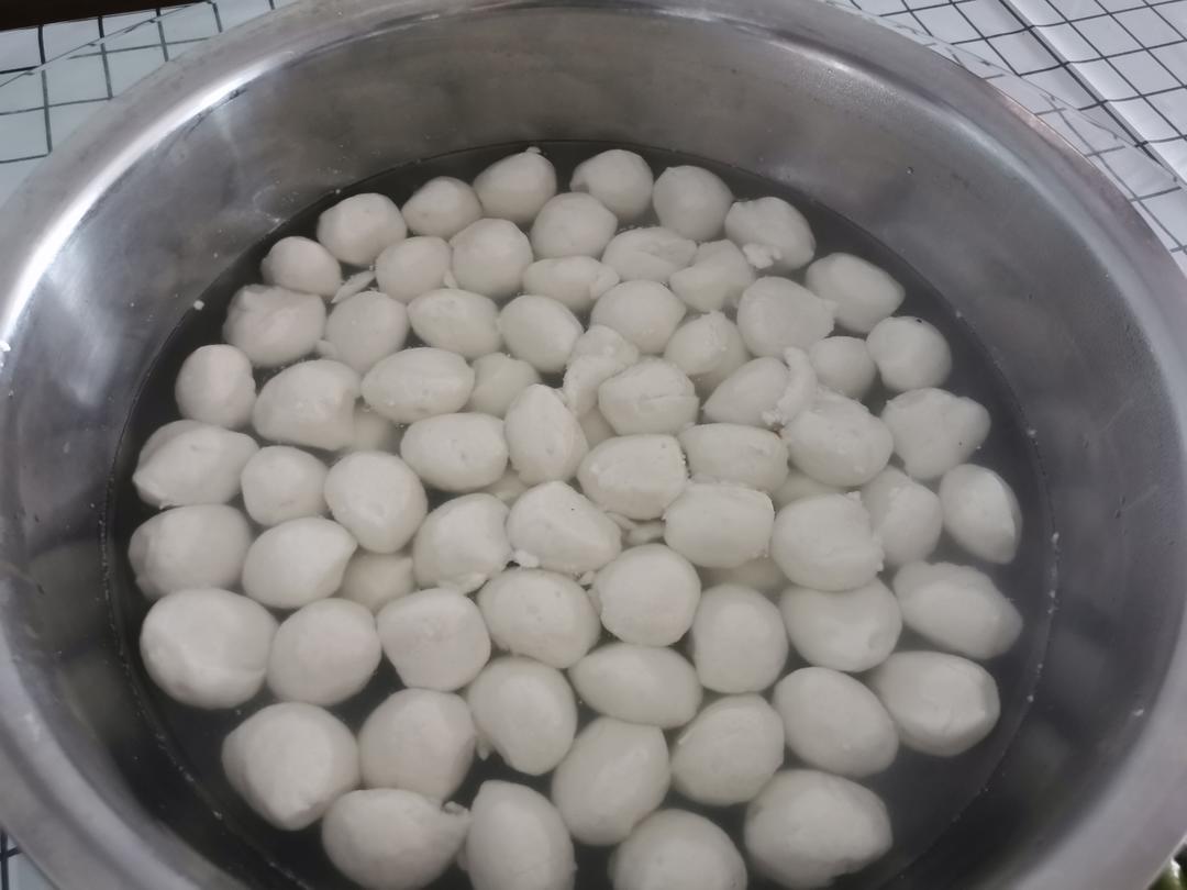 不藏私的武汉鱼参（鱼丸）做法