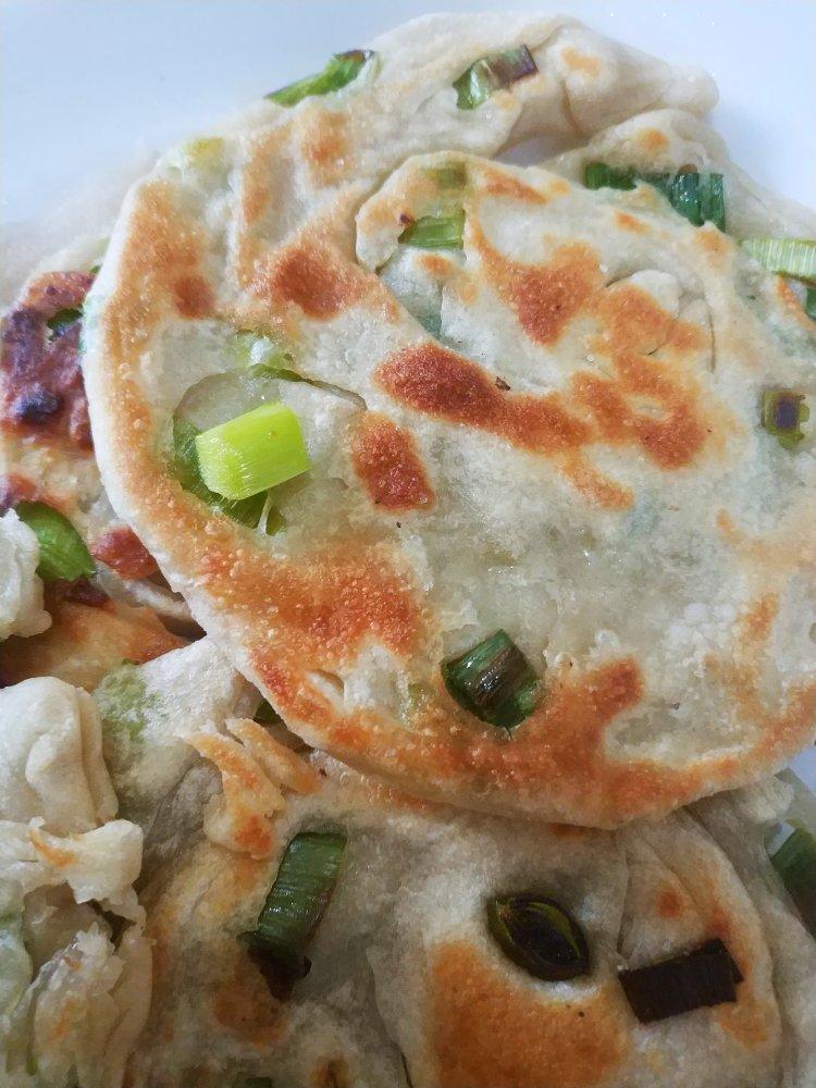 葱油饼（附外酥里嫩的技巧）