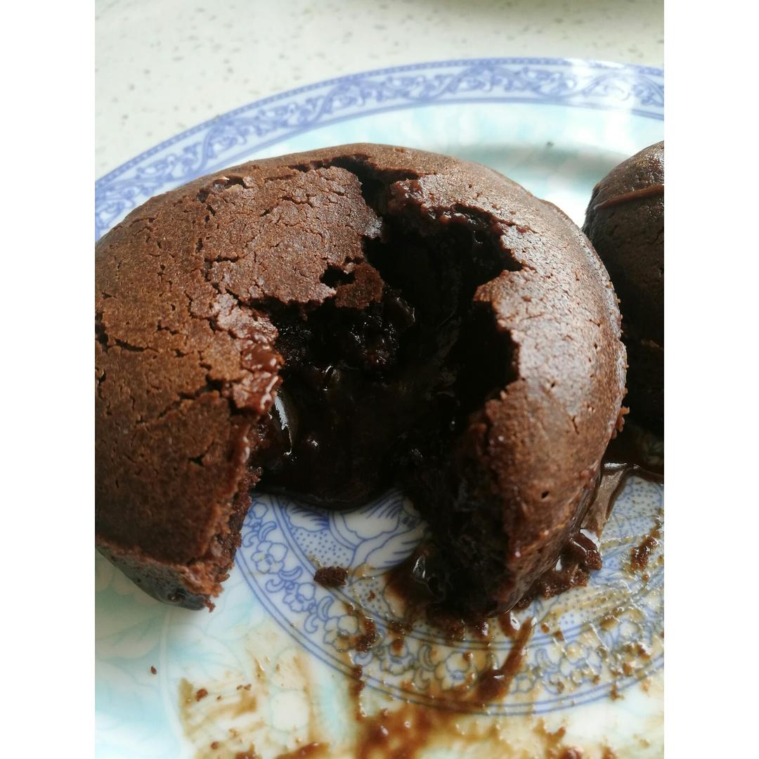 巧克力熔岩蛋糕 Chocolate Molten Lava Cake