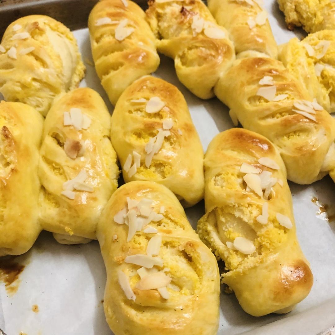 椰蓉淡奶油面包(一次发酵)附椰蓉馅做法