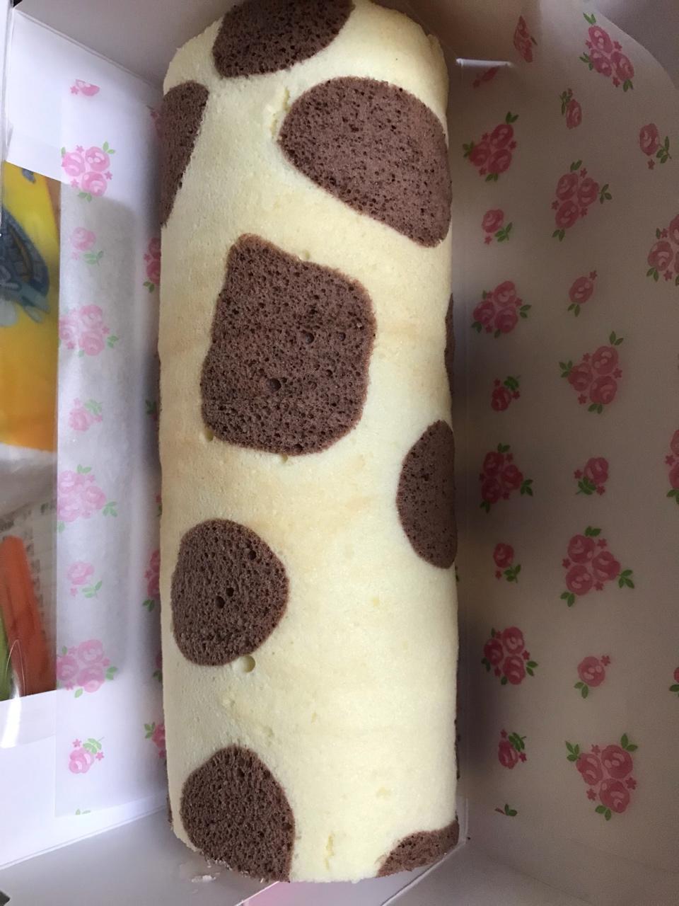 奶牛蛋糕卷+长颈鹿蛋糕卷