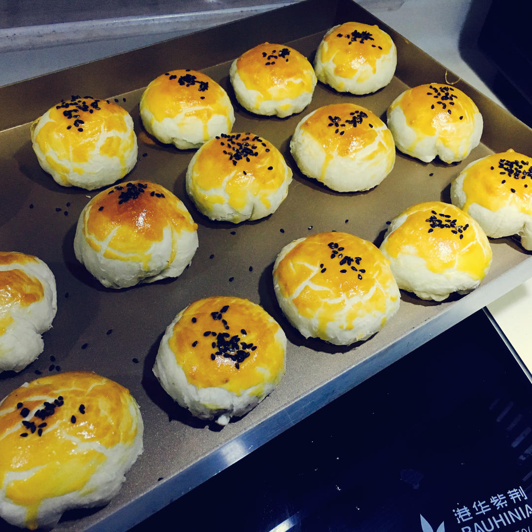 蛋黄酥
