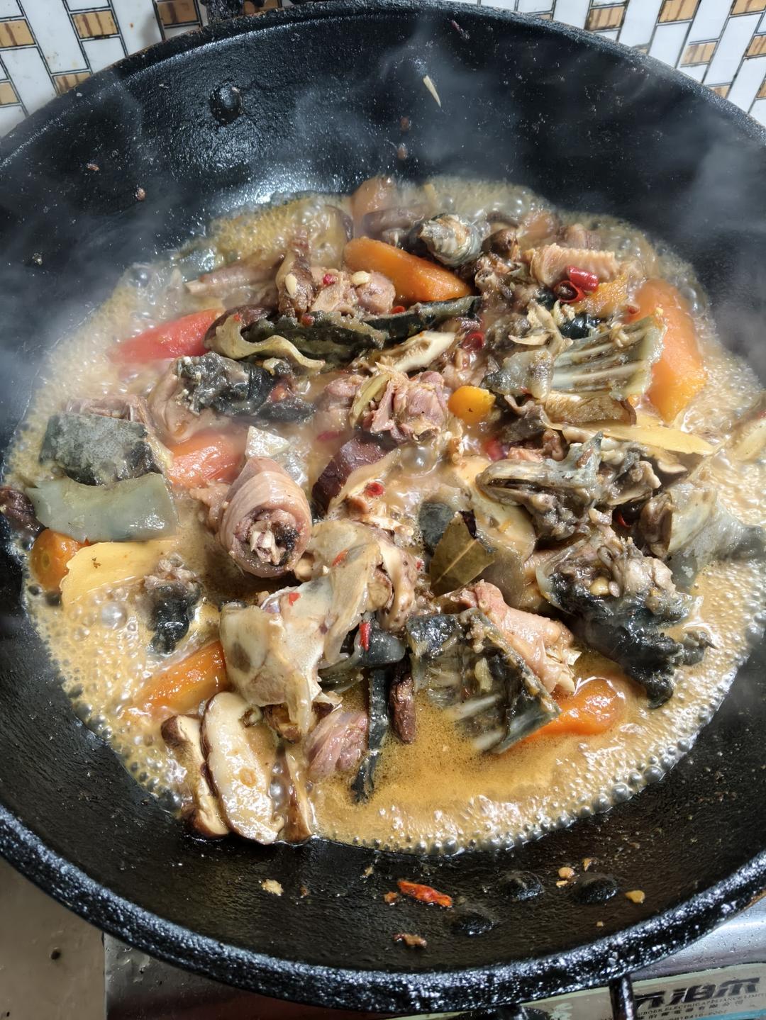 霸王别鸡(甲鱼焖鸡)