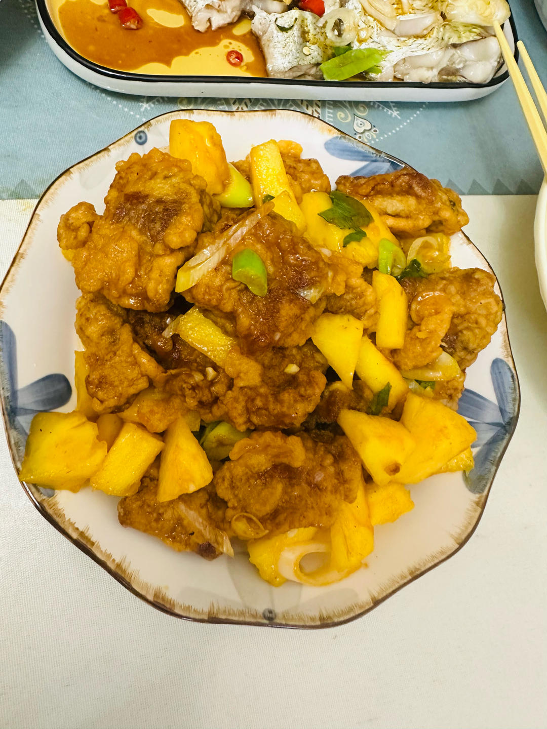 菠萝甜酸排骨