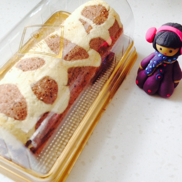 长颈鹿花纹奶油蛋糕卷——朴素的蛋糕卷也生动形象了哦