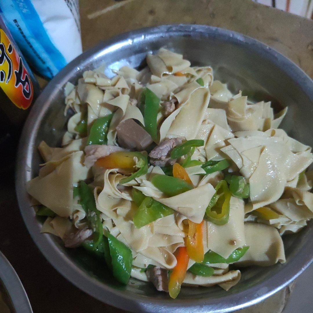 尖椒干豆腐