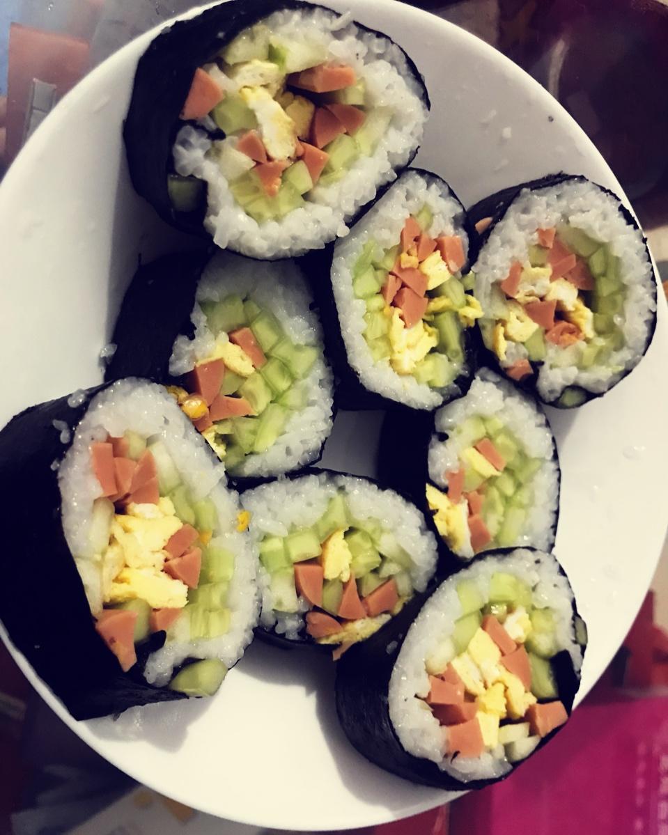 紫菜卷寿司