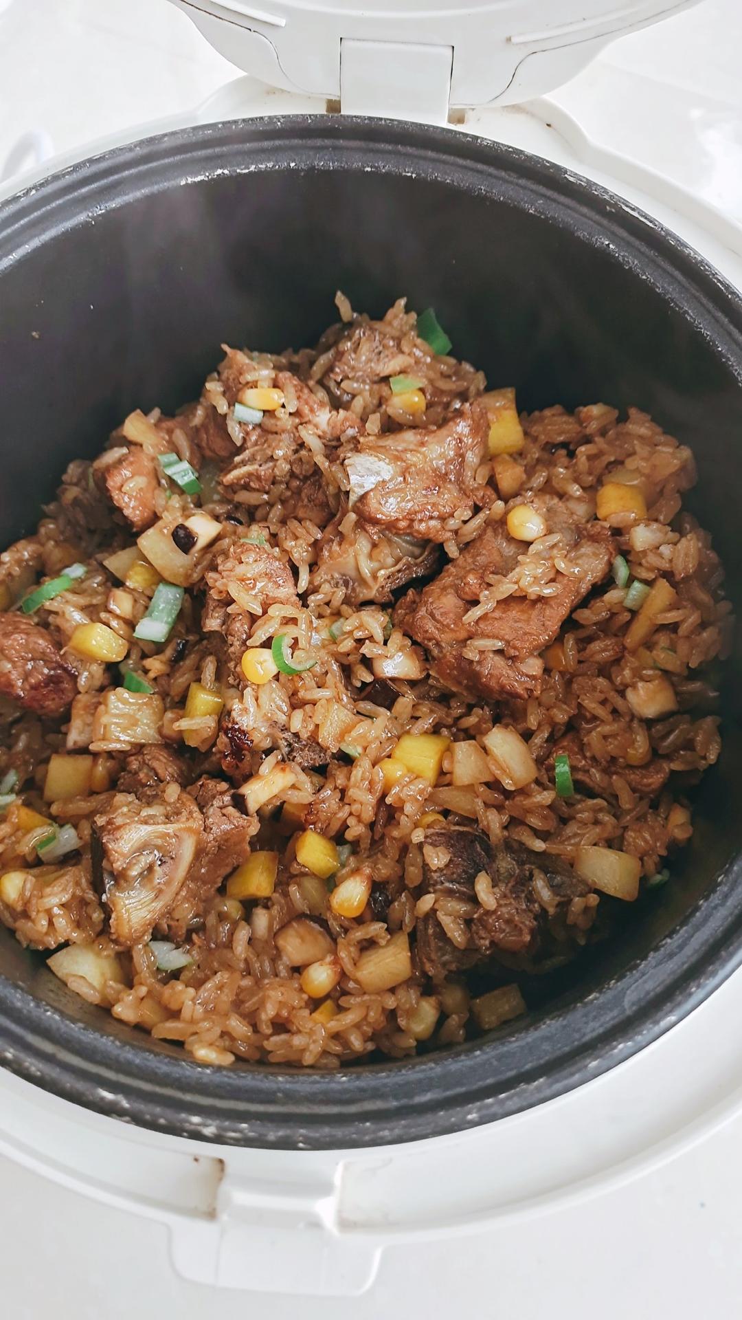 电饭锅版排骨焖饭