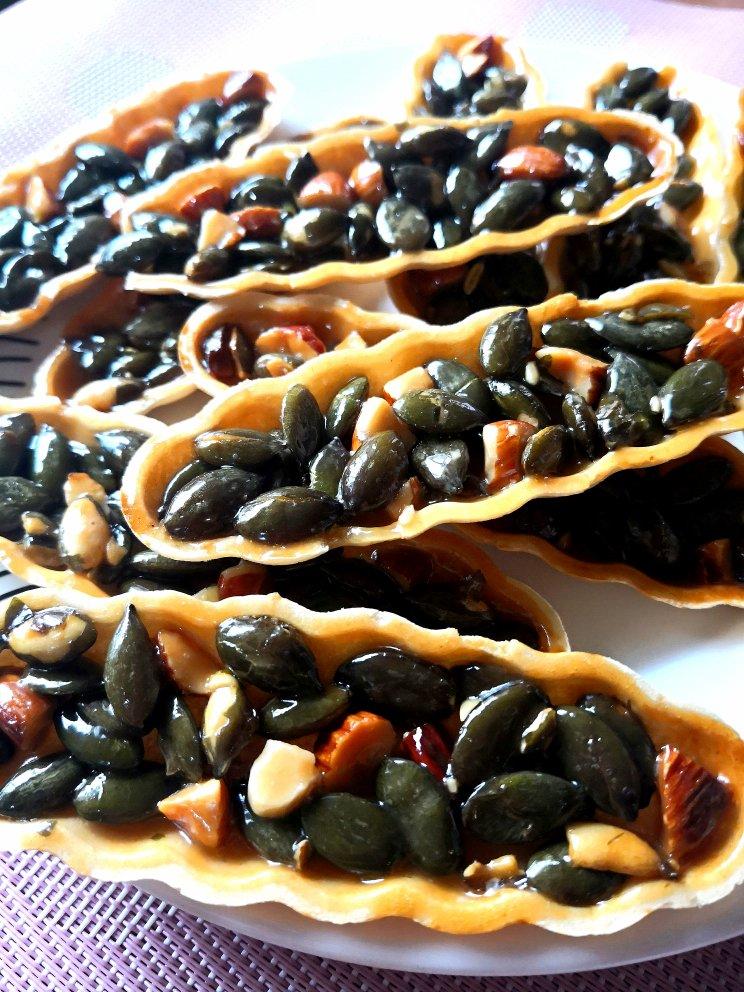 私房爆款‼️零难度自制 坚果糯米船