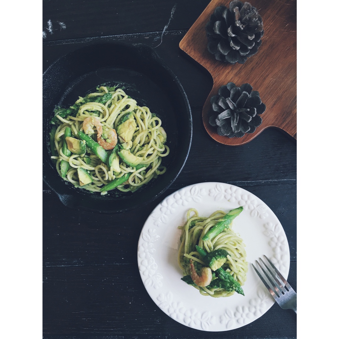 牛油果芦笋意面（Spaghetti with Avocado and Asparagus）