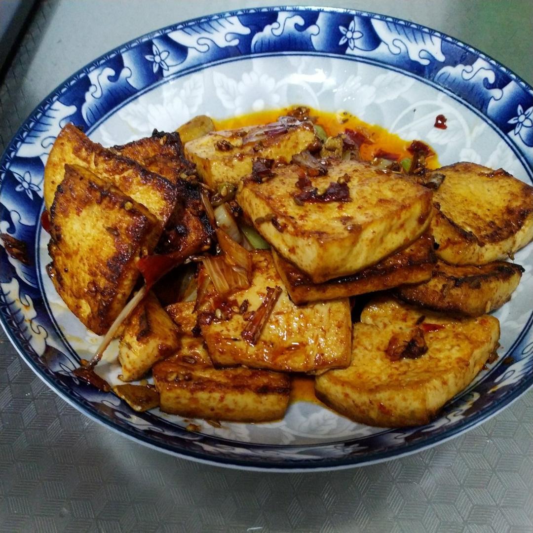 分分钟光盘，完爆路边摊的香煎孜然豆腐