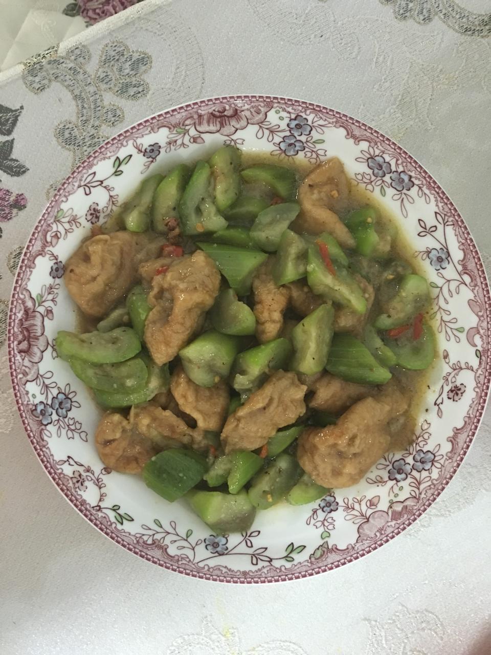 丝瓜毛豆烧油面筋