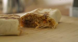 金枪鱼芝士饭卷tortilla【快手融合料理】的做法 步骤9