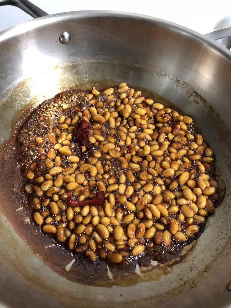 酱黄豆