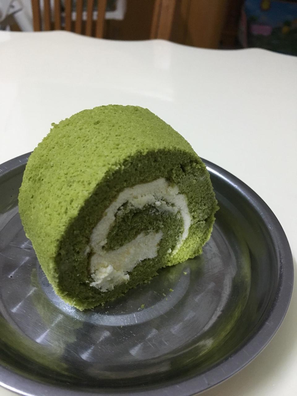 抹茶戚风蛋糕卷