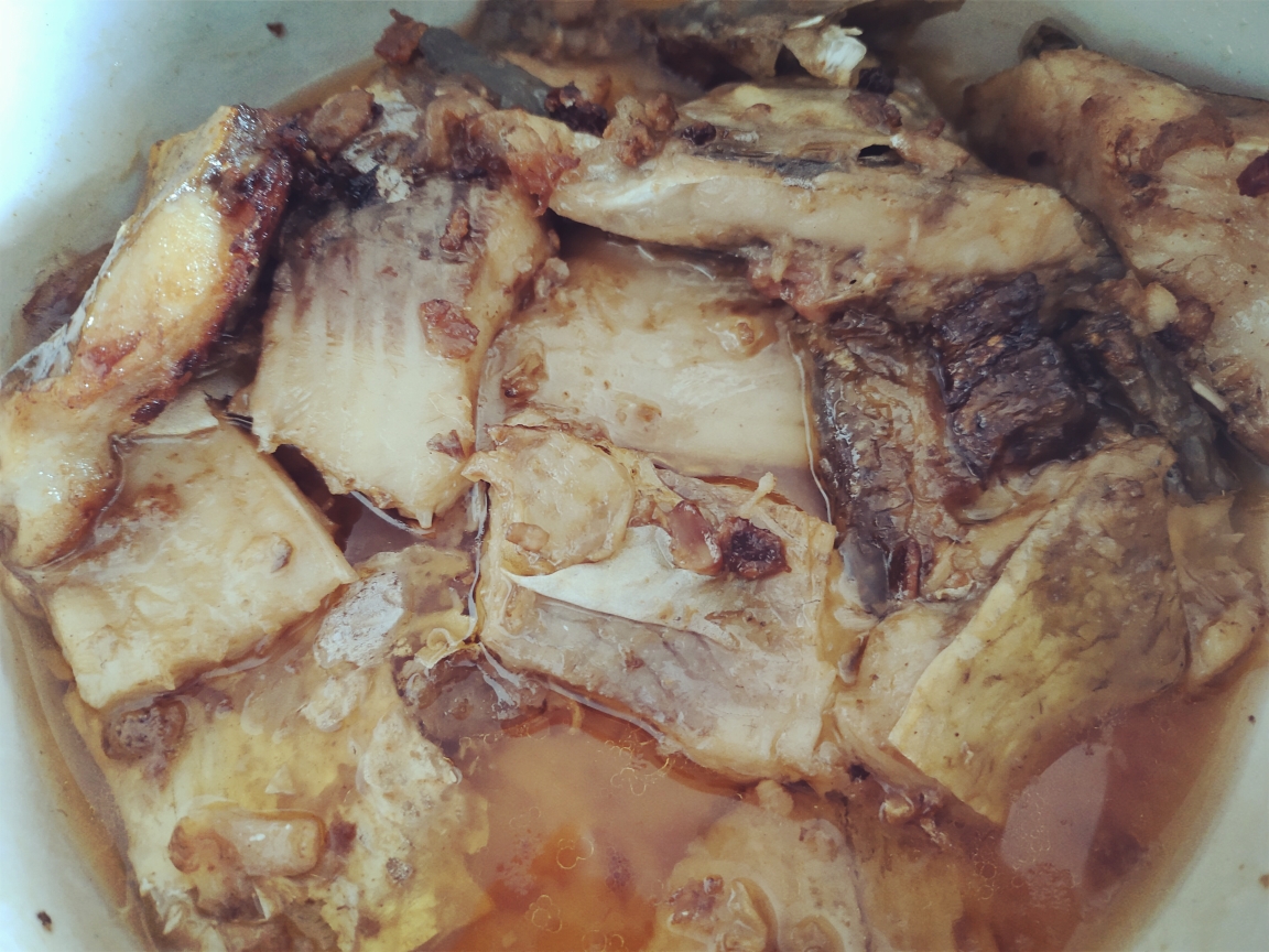 武昌鱼（鳊鱼）的拓展吃法（海天黄豆酱腌制炸煮）无腥鲜嫩到飞仙的做法