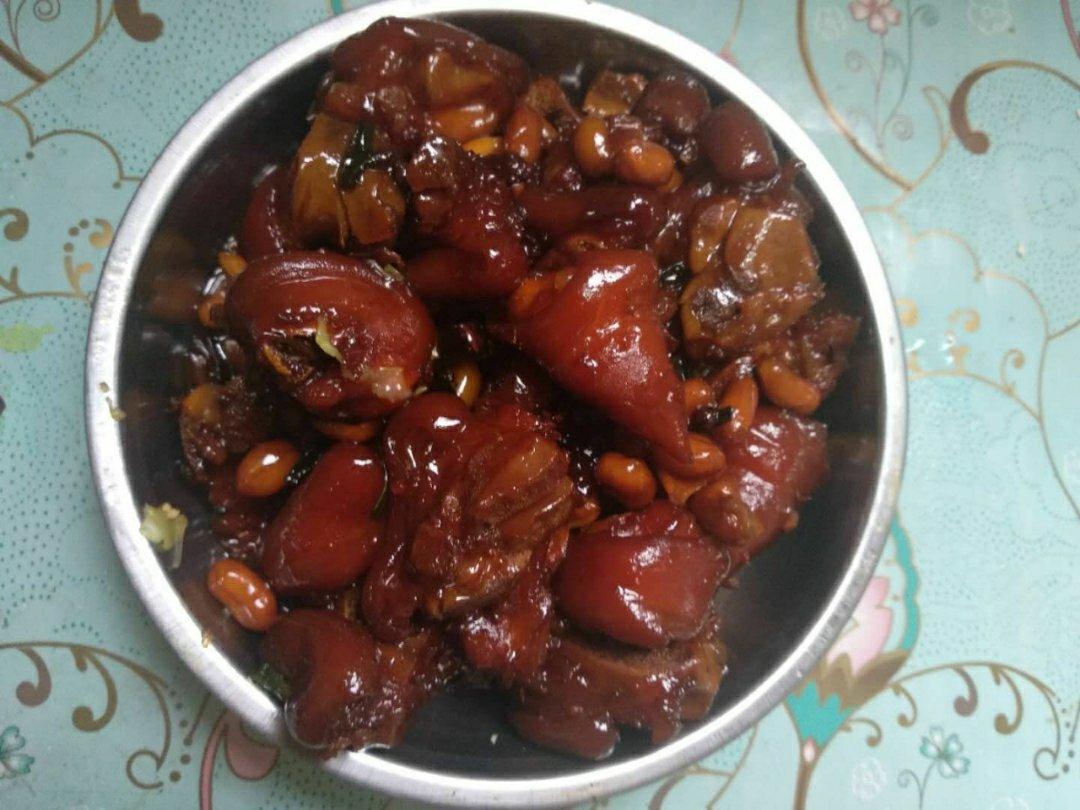 红烧猪蹄，酱香味，超级过嘴瘾的卤猪蹄