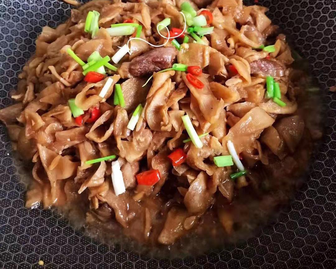 葫芦干烧肉的做法