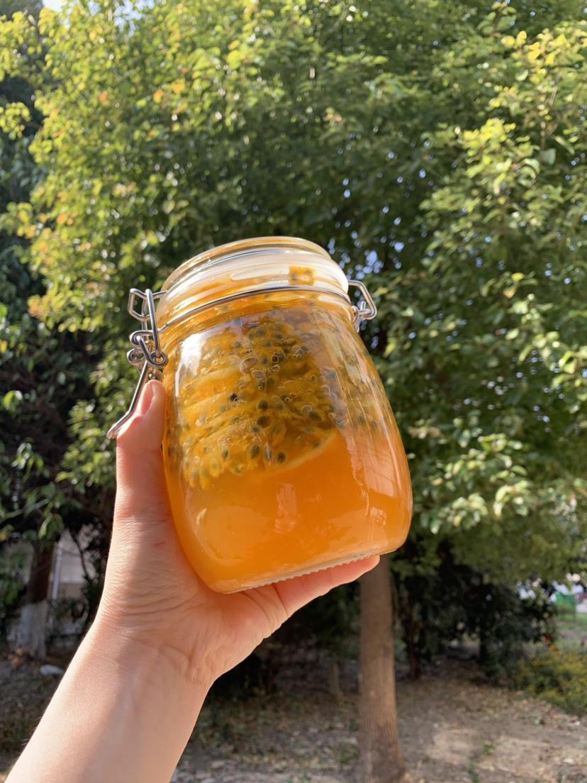 🌸柠檬百香果蜜的做法