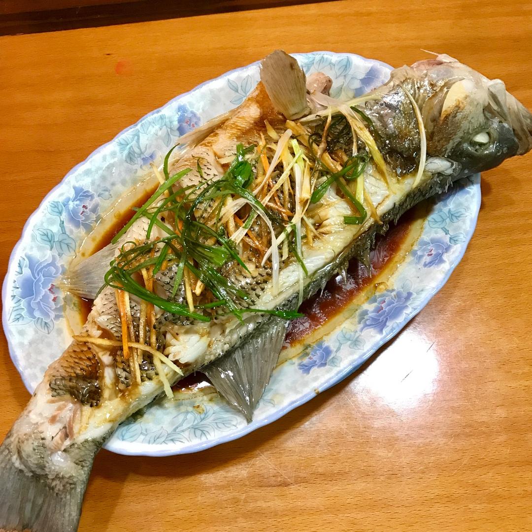 清蒸鲈鱼