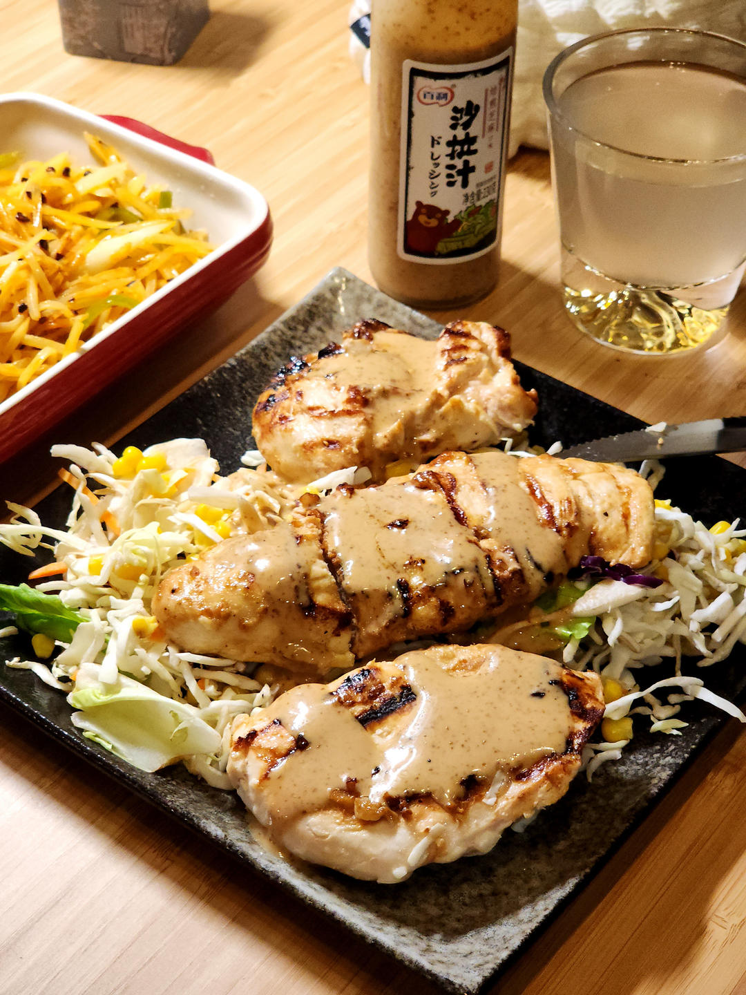 铸铁锅鸡胸肉——超嫩且有隐约牛排香气