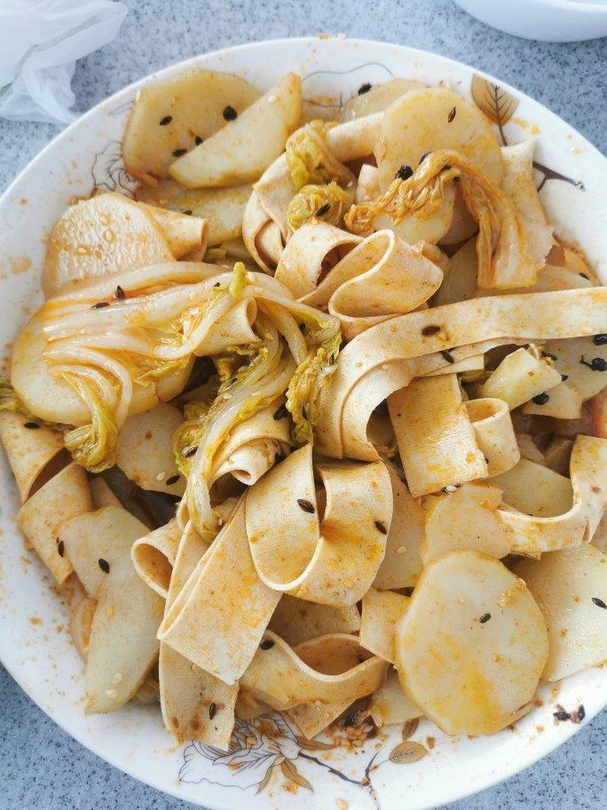 兰州风味麻辣土豆片（又名：通渭路土豆片、马三洋芋片）