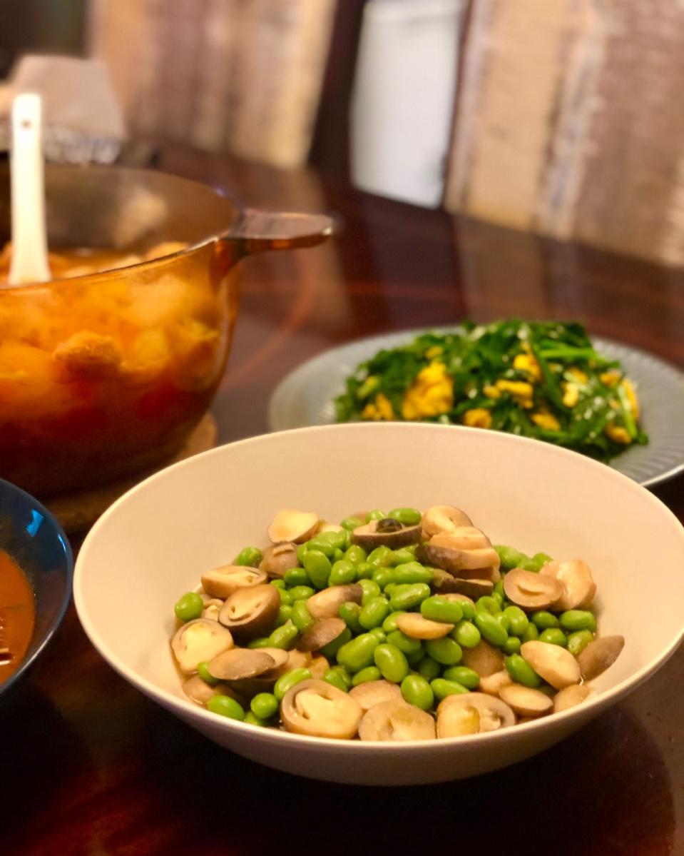 美味家常菜之草菇毛豆
