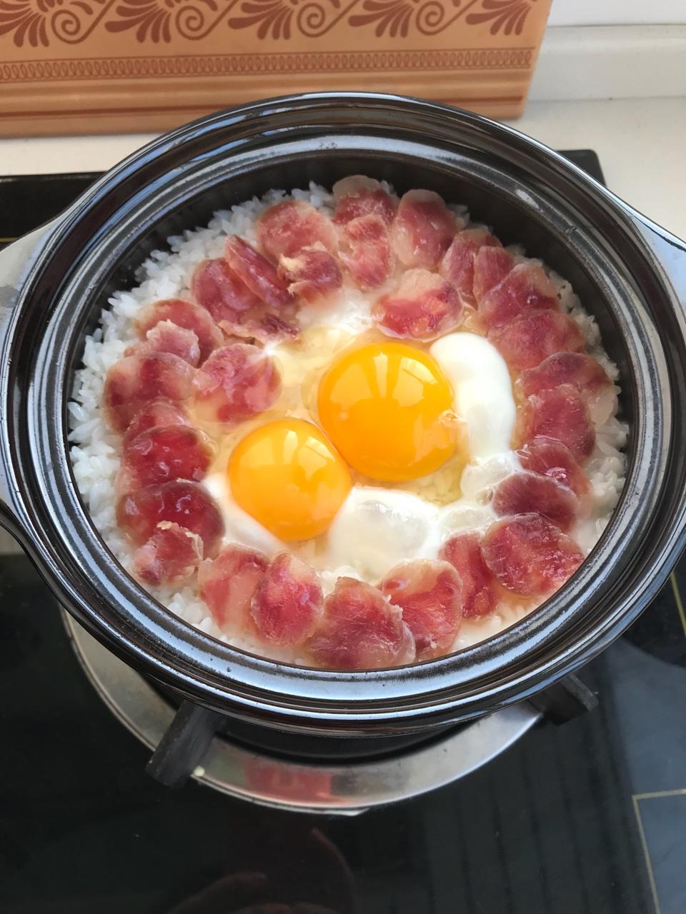 香肠煲仔饭