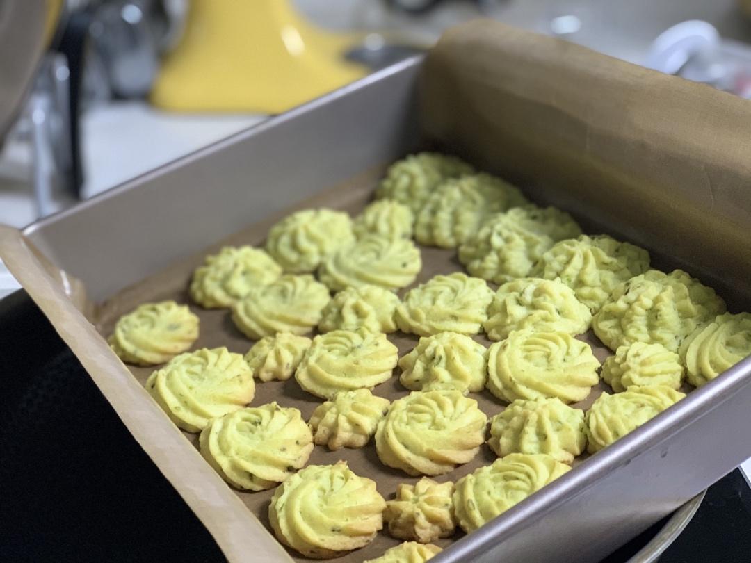 葱香曲奇——酥脆的咸味饼干