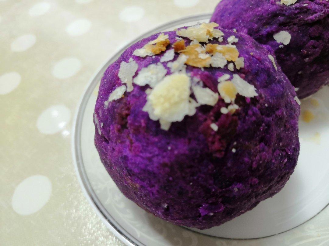 椰蓉紫薯草莓大福