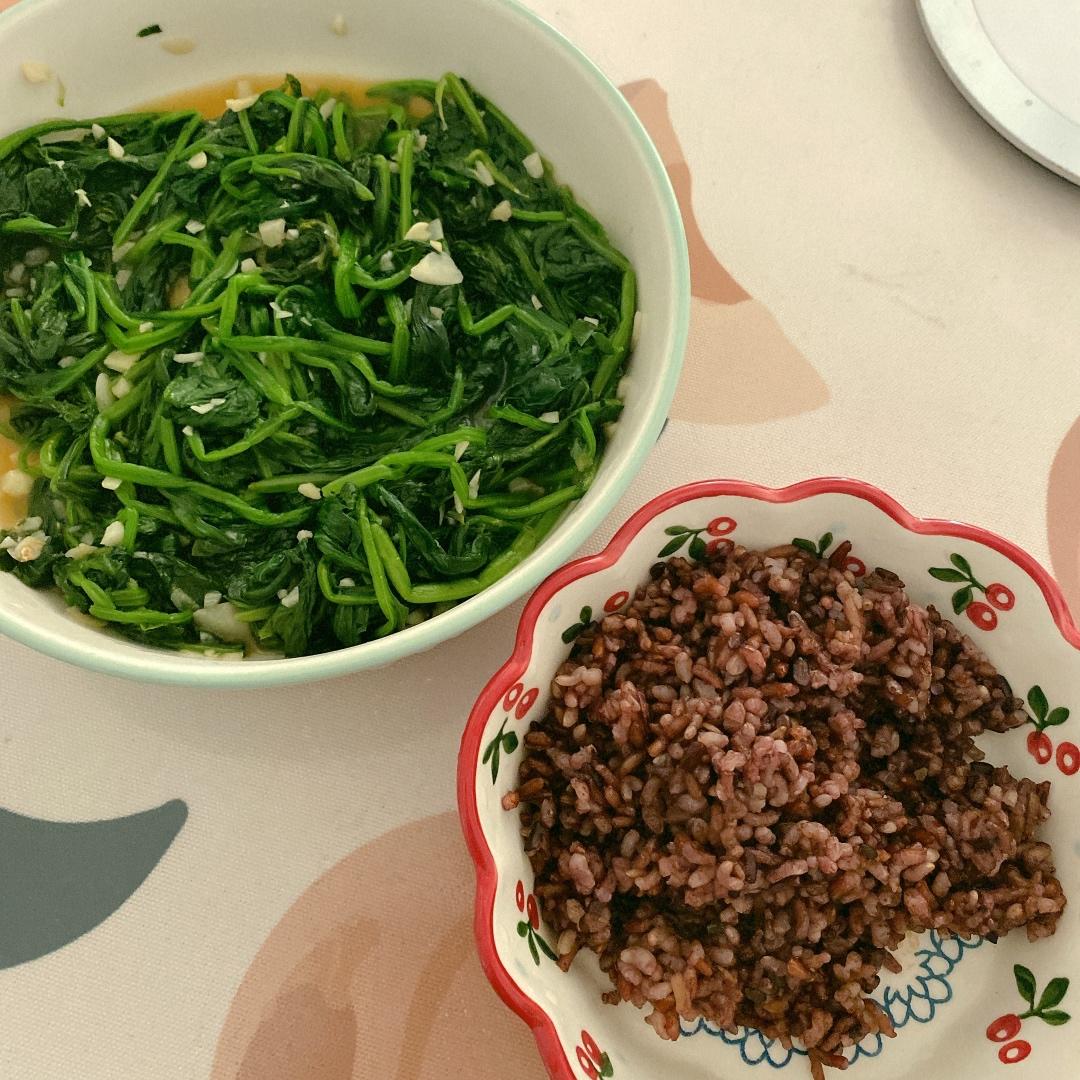 清炒菠菜