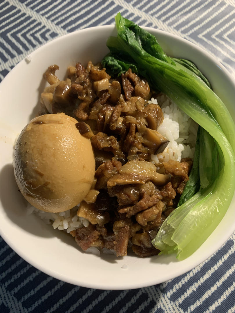 好吃到停不下来的卤肉饭