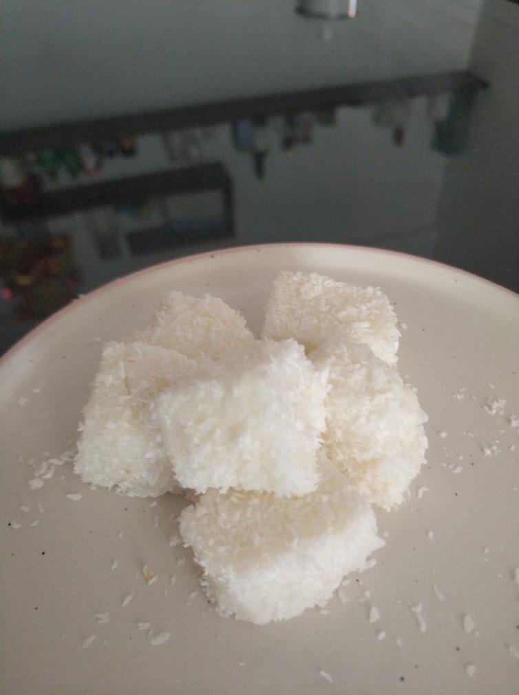 （只需4种材料)牛奶小方